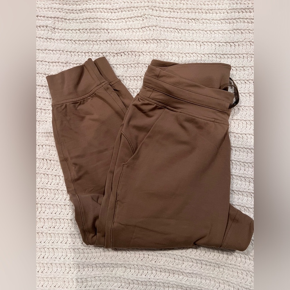 Lululemon Rulu sweats 29” - Picture 2 of 3